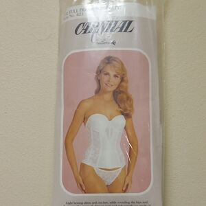 Nwt Ivory Torsolette Size 36B
